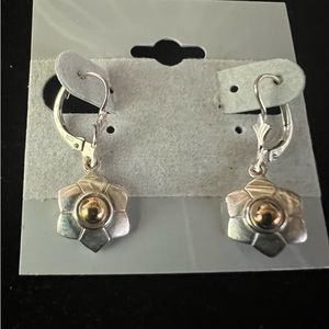 Vintage estate Sterling Silver 925 Flower Earrings